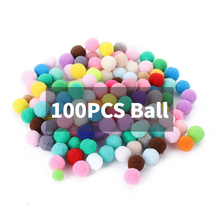 Juguete interactivo para gatos: lanzador de pelotas de peluche para jugar en interiores.